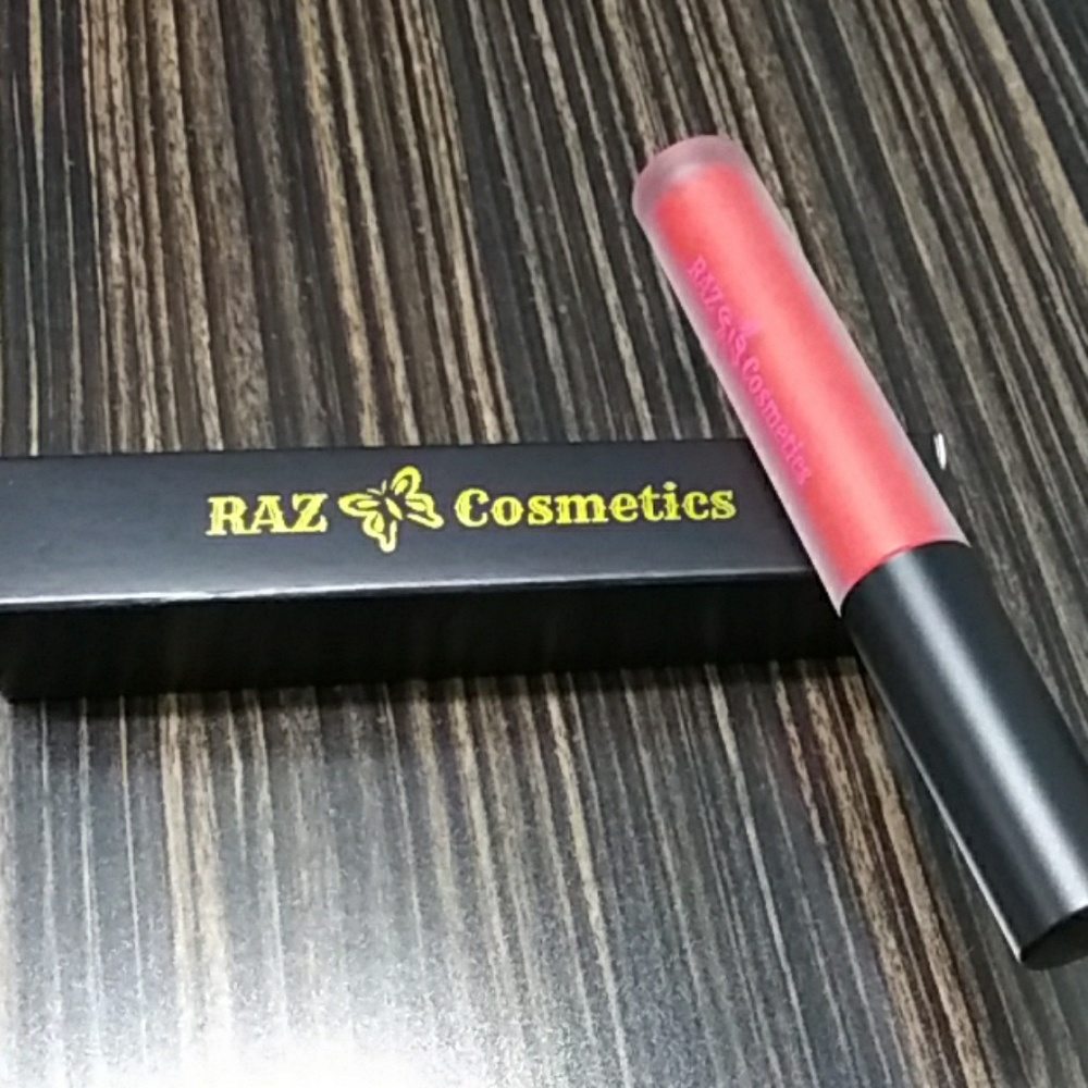 RAZ COSMETICS matte lip color
